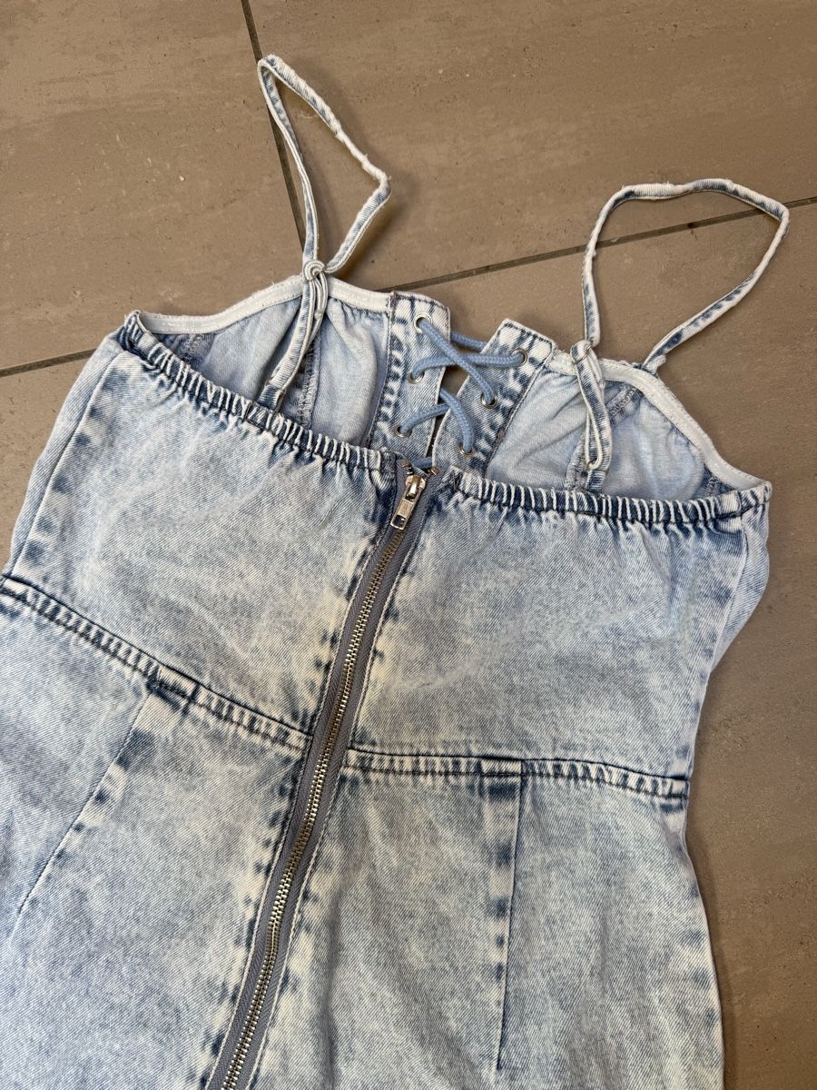 Shein Tute: Jumpsuit aus Denim – Nuovo e nell'imballaggio originale da Sigriswil venduto da ck56 5