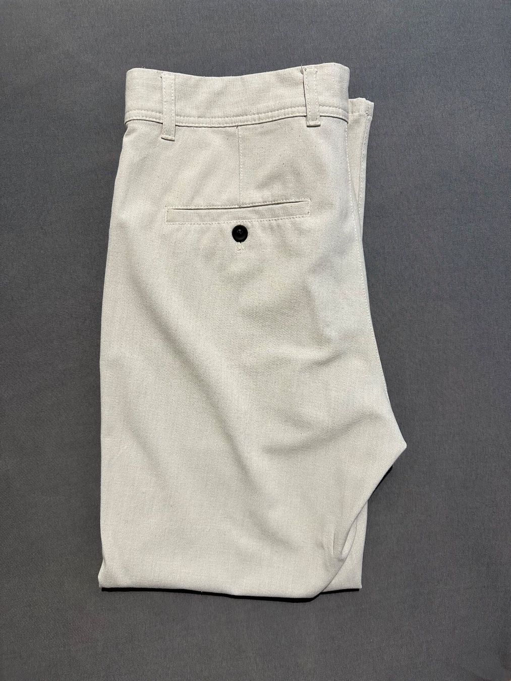 Zara Pantaloni: Zara Hose - Weiss/Beige – Usato da Kaltbrunn venduto da schnoggele
