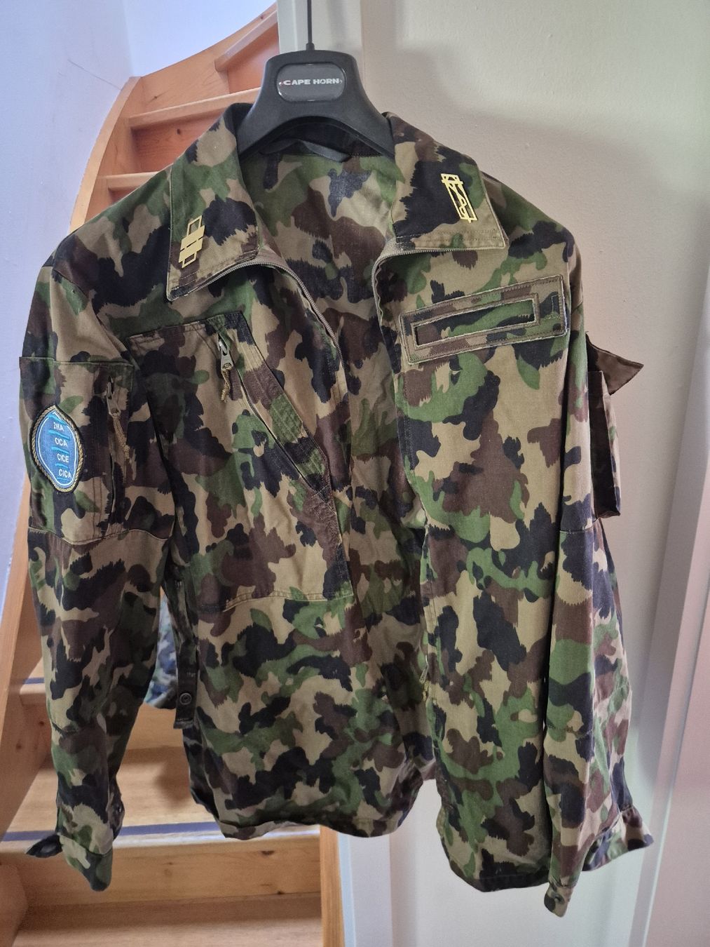Armée suisse Uniformes: Armee Jacken – D'occasion à Marbach SG par Allrounders69 2