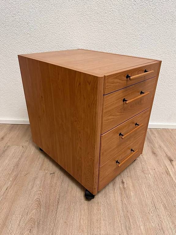 Banconi: Vintage Rollcontainer in Holzoptik mit 4 Schubladen – Usato da Obernau venduto da Arche_Noah_Brocki 2