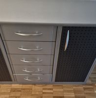 Garderobenschrank