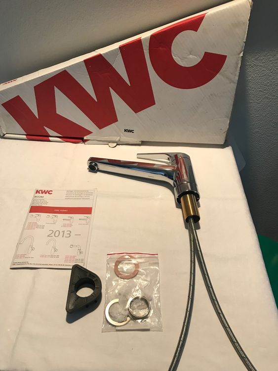 NewEast Küchenarmatur Schwarz – 2 Hebel, Schwenkbarer Auslauf, Keramik-Kartusche – Mischbatterie Für Spüle