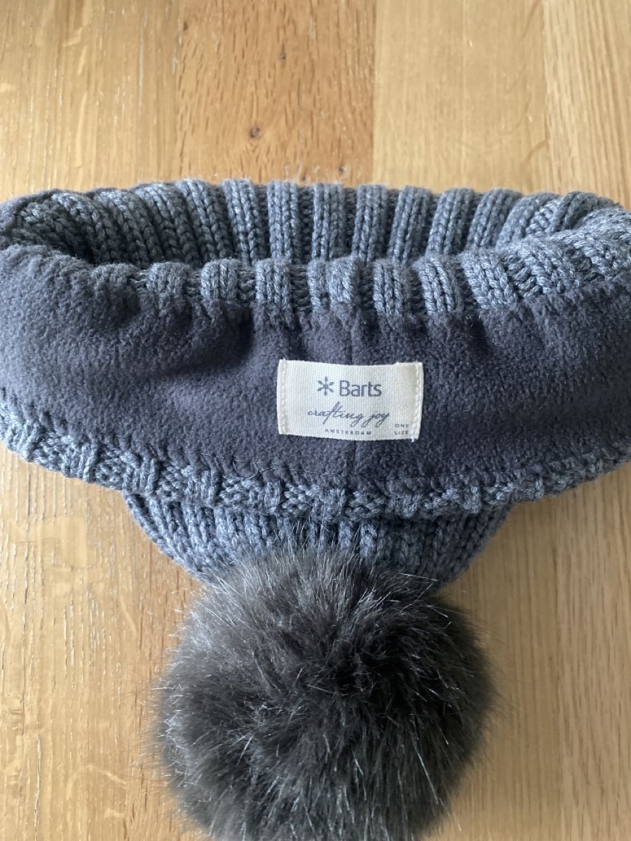Barts Hüte, Mützen & Caps: BARTS hat, with warm band material inside. One Size – Gebraucht aus Zürich von lar_8826 1