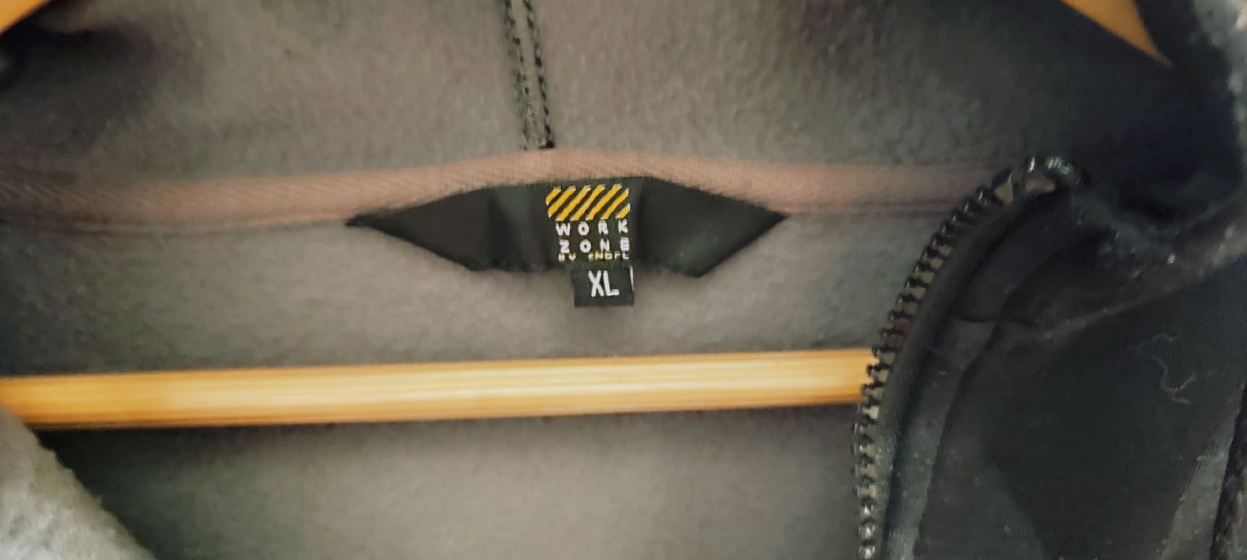 Giacche: Herren Kapuzenjacke Gr.XL Schwarz.        Work Zone – Nuovo (secondo la descrizione) da Biel/Bienne venduto da ruggi03 2