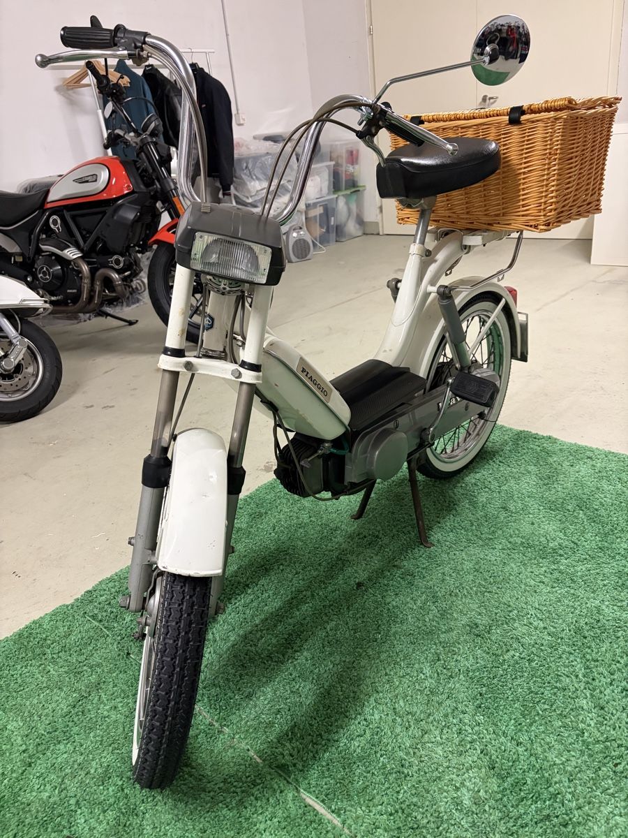 Piaggio Mofas: Piaggio Bravo weiss – Gebraucht aus Root von 156500 5