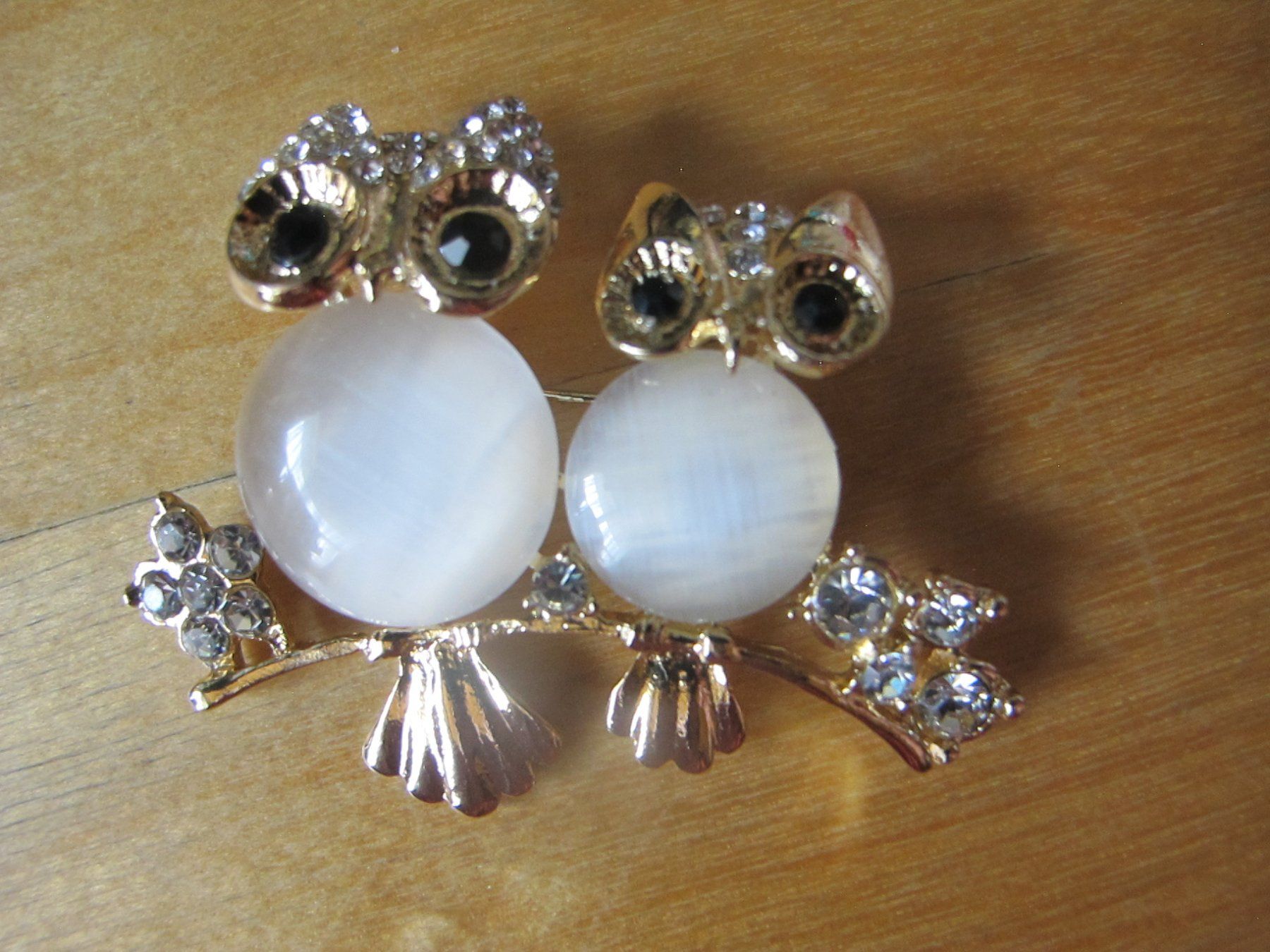 Broches & Aiguilles: Niedliche  Eulen Brosche mit Strass-Steinen – Neuf (Voir description) à Löhningen par Chimae67 4