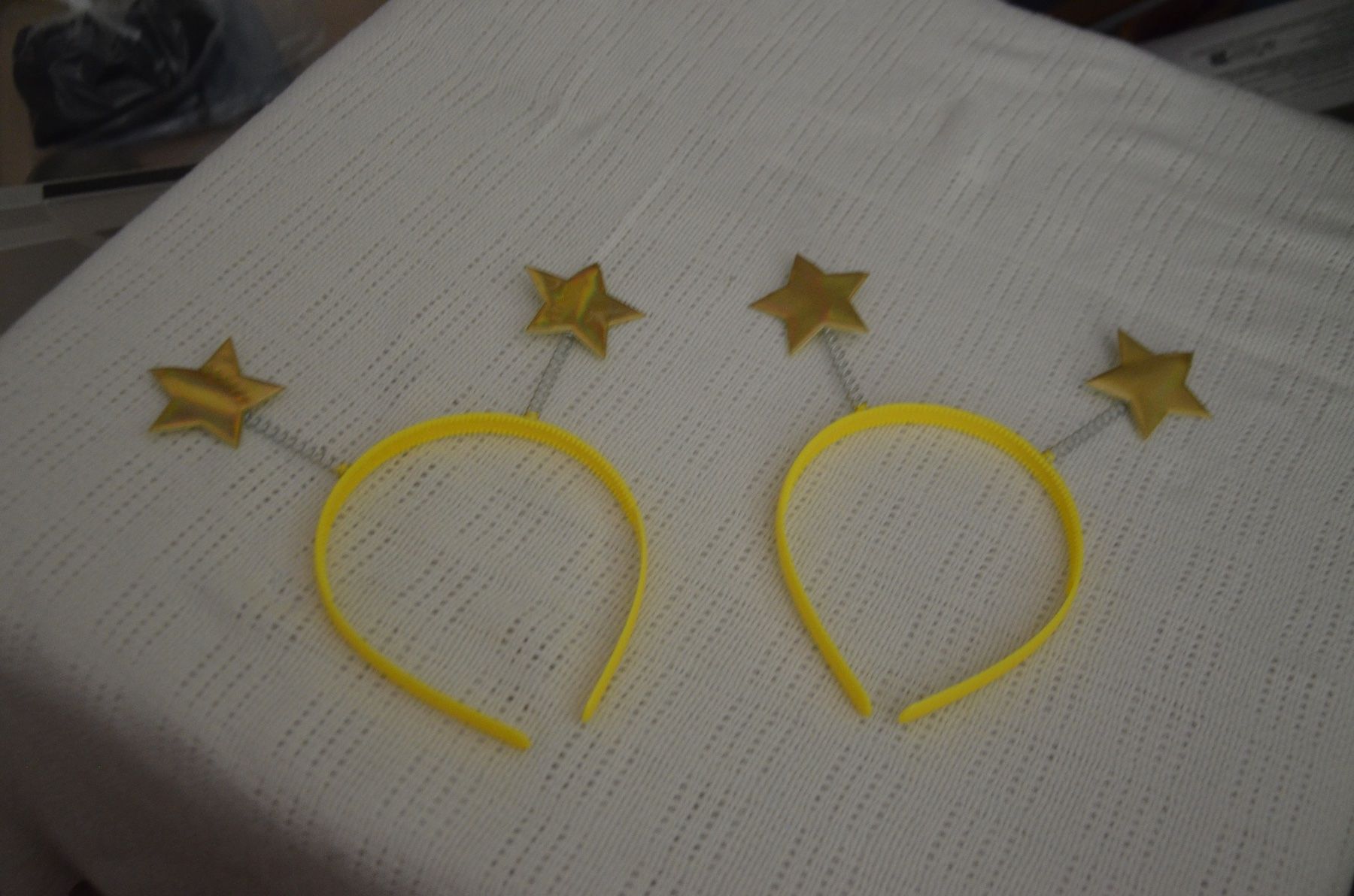 Haarschmuck: 2 STUCK - HAARE STERNE NEU – Neu und originalverpackt aus Chiasso von Dolly015
