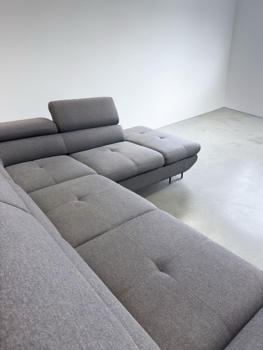 Sofas: Graues Ecksofa mit Schlaffunktion und Stauraum – Gebraucht aus Fehraltorf von Sofalab.swiss 6