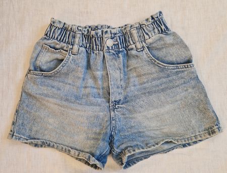 Jeans-Shorts, Gr. 128, elastischer Bund