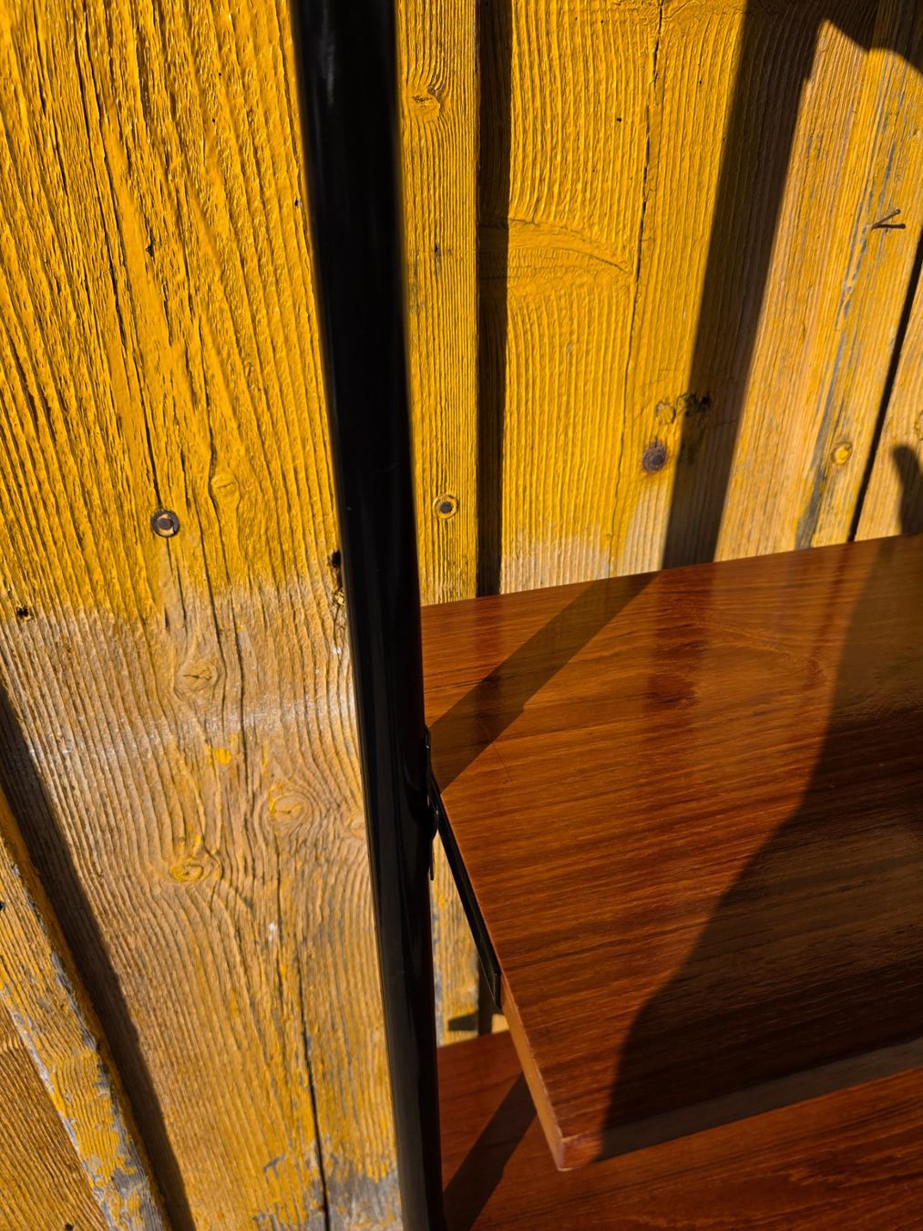 Regale: Mid Century  Teak Teleskopregal – Gebraucht aus Haslen AI von Vintagelix 6