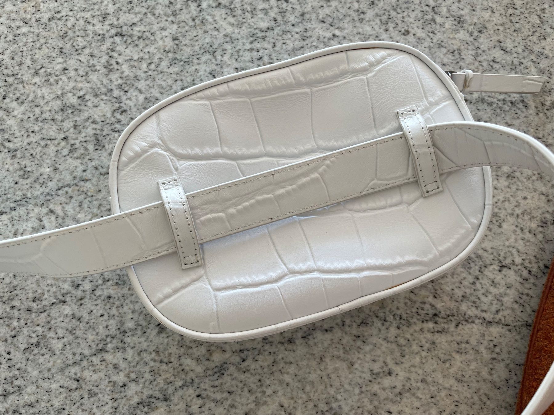 Versace Borse: Bauchtasche von Versace – Usato da Neuwilen venduto da bobbel01 1