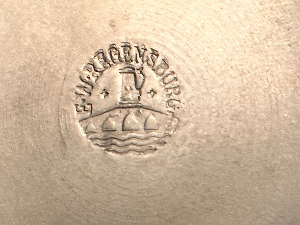 Caraffe: Rustikaler Krug mit Zinndeckel – Usato da Zürich venduto da marusapulmi 3