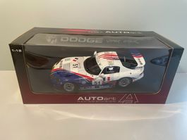 AutoArt Dodge Viper GTS-R Le Mans Team ORECA #51