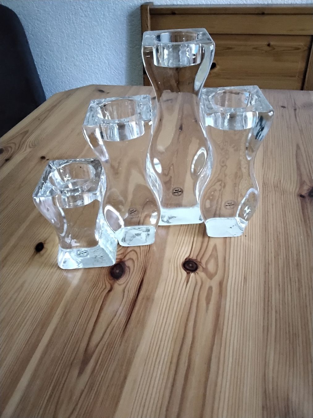 Glasi Hergiswil Portacandele: 4 HERGISWILER GLAS KERZENSTÄNDER  – Usato da Biel/Bienne venduto da dasi3 1