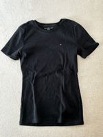 T-Shirt Tommy Hilfiger black size S used
