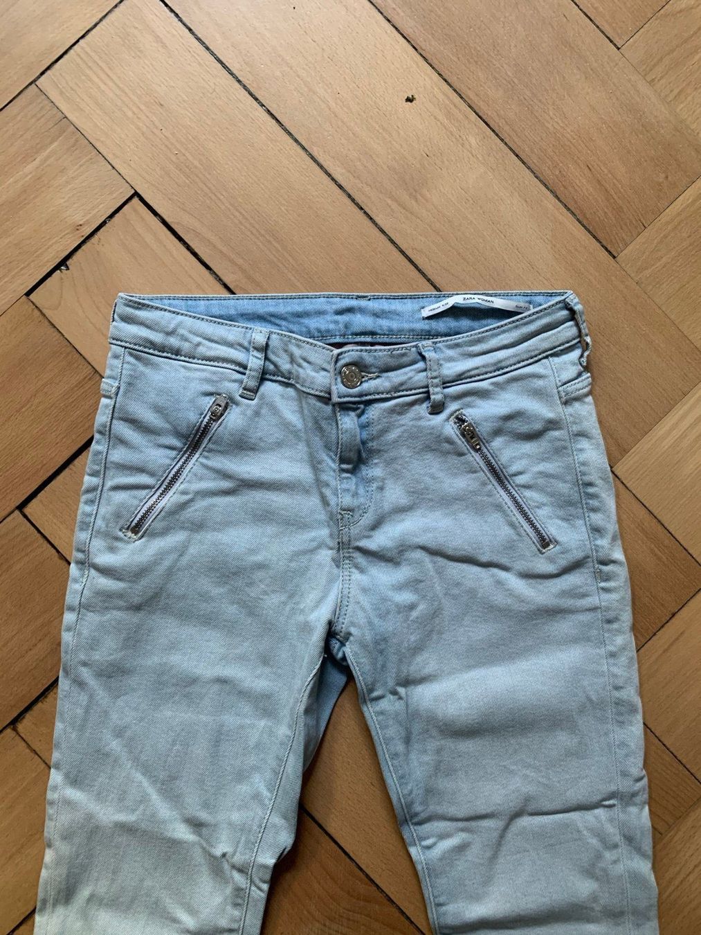 Zara Jeans: ZARA - Slim Fit Jeans hellblau 34 – Gebraucht aus Zürich von Diazaio 2