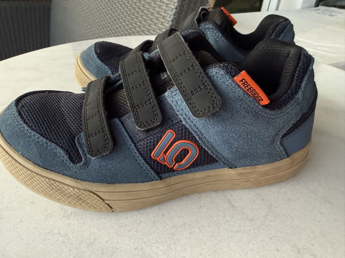 Five Ten Scarpe per ragazzi: Adidas Five Ten Kinder MTB-Schuhe Grösse 36 – Usato da Allschwil venduto da Artur15 2
