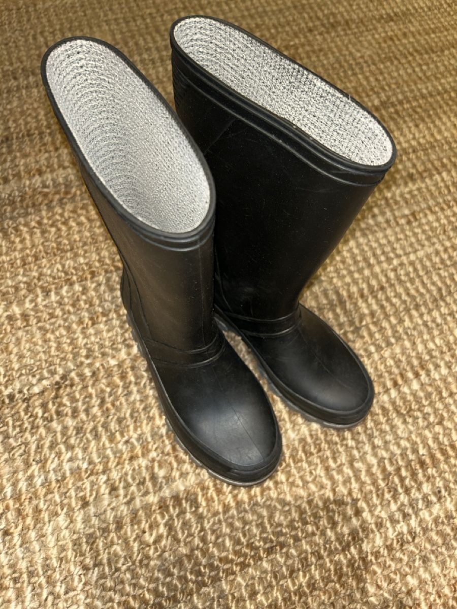 Scarpe da uomo: Schwarze Gummistiefel Gr. 31 – Usato da Dottikon venduto da cimar 4