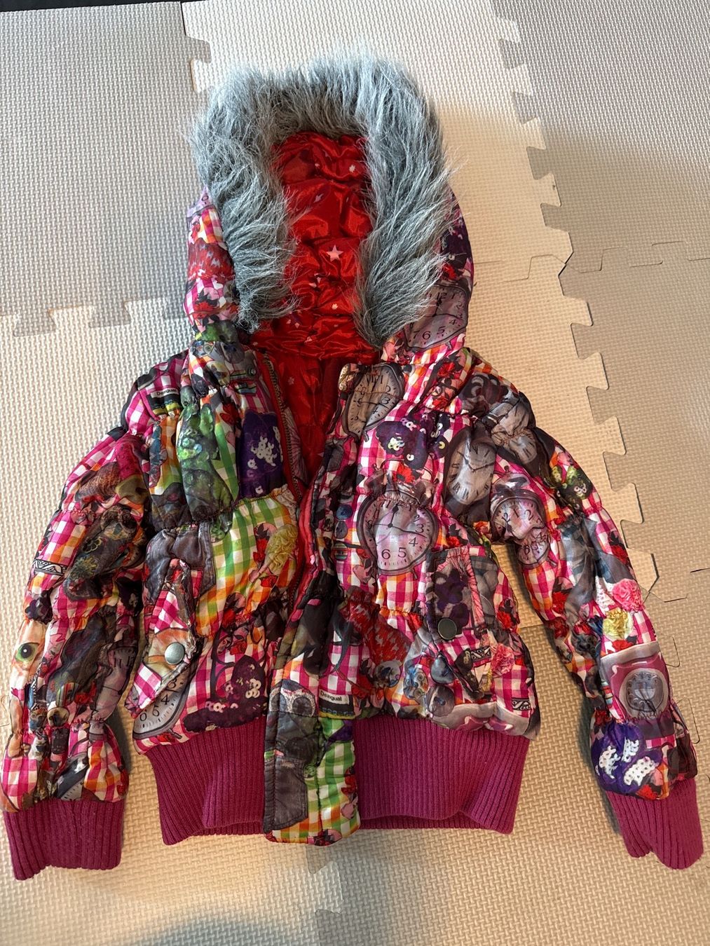 Desigual Giacche & Cappotti: Winter-/Frühlingsjacke 92/98 – Usato da Zürich venduto da Petrui