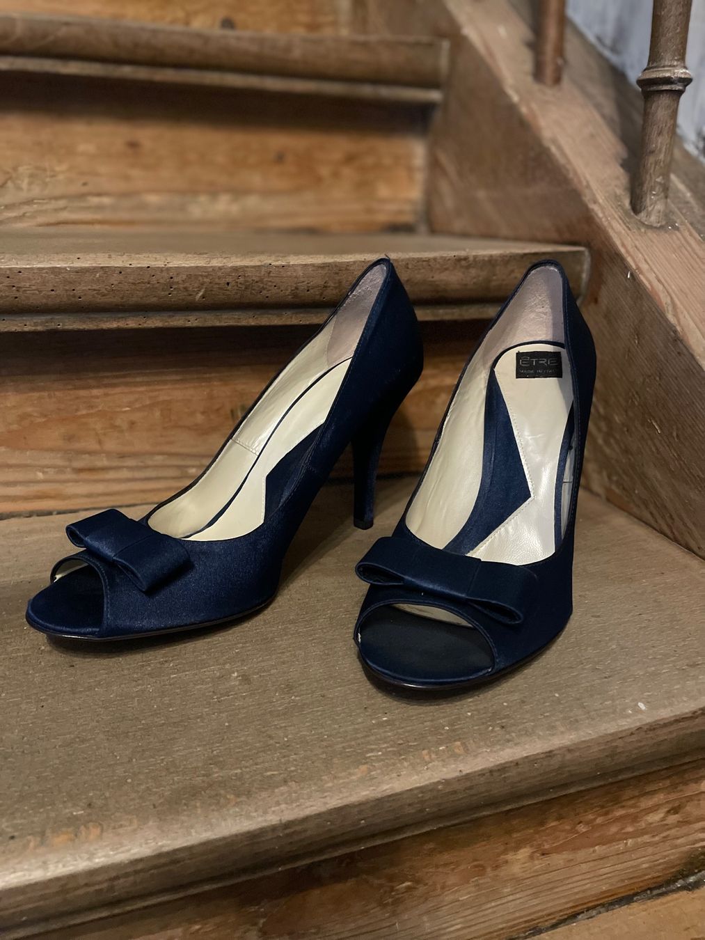 Scarpe da donna: Étre Pumps, dunkelblau , Gr. 41 – Usato da Baar venduto da koala9