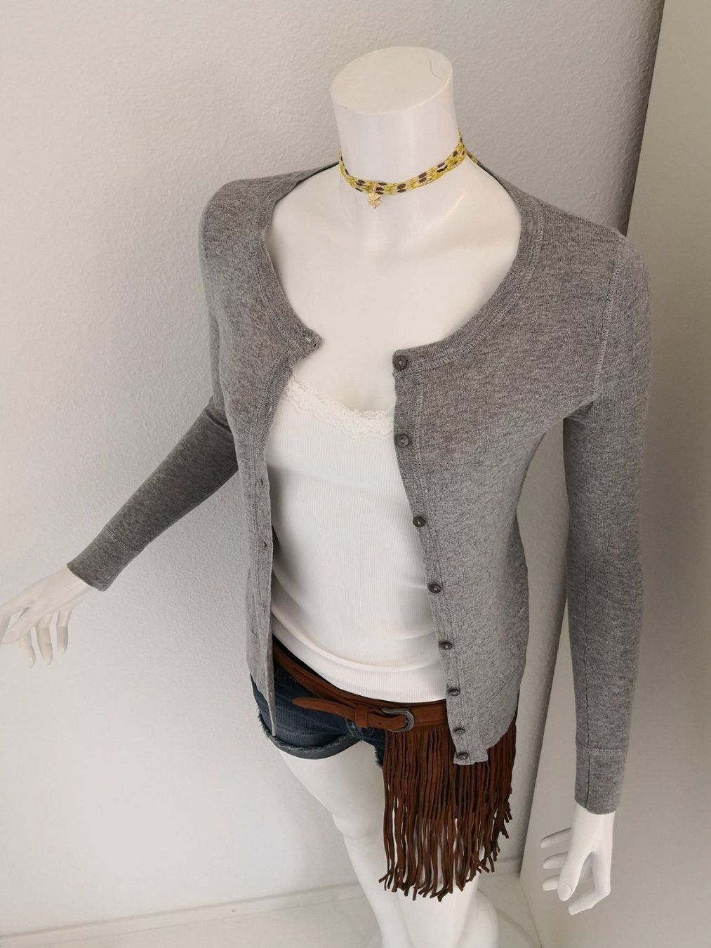 Mango Jacken: 🤩MANGO STRICK-JACKE GRAU & PERLMUTT-KNÖPFE NEU – Neu (gemäss Beschreibung) aus Olten von Naja-Twins-Twins 5