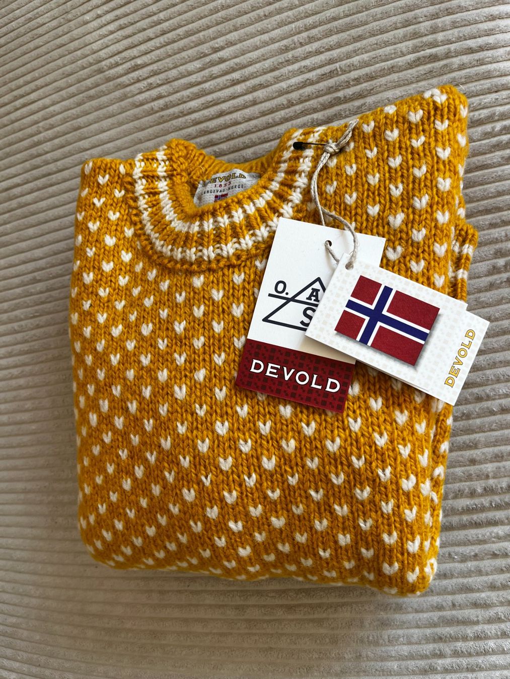 Pullover & Sweatshirts: Devold Pullover Wolle Nordsjo Wool Sweater Grösse 12 – Gebraucht aus Zürich von Allrounders 2