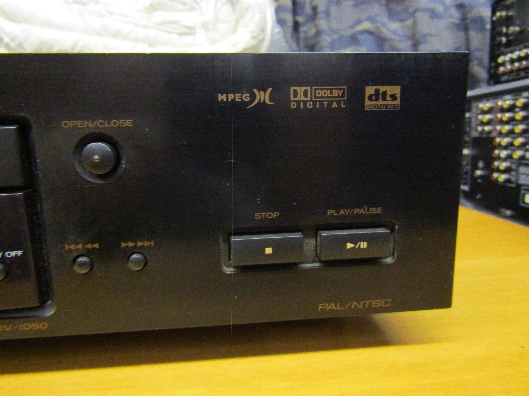 Teac Multimediaplayer & Streamer: TEAC DV 1050  CD-Video CD+DVD 24 Bit Player Reverence Gerät – Gebraucht aus Wädenswil von tome70 5