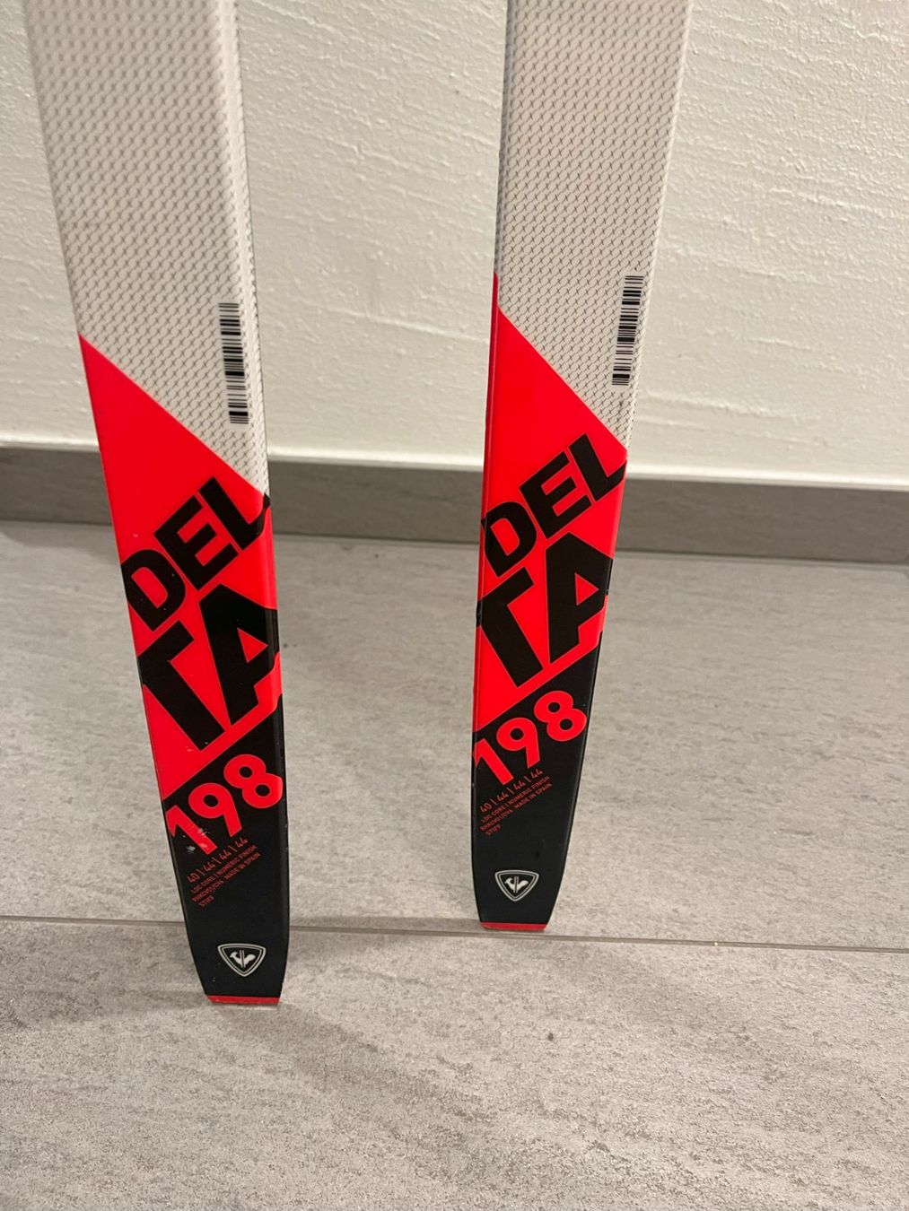 Rossignol Sci: Rossignol Delta Klassisch Langlaufski 198 cm – Usato da St. Moritz venduto da fue_5d7w 2