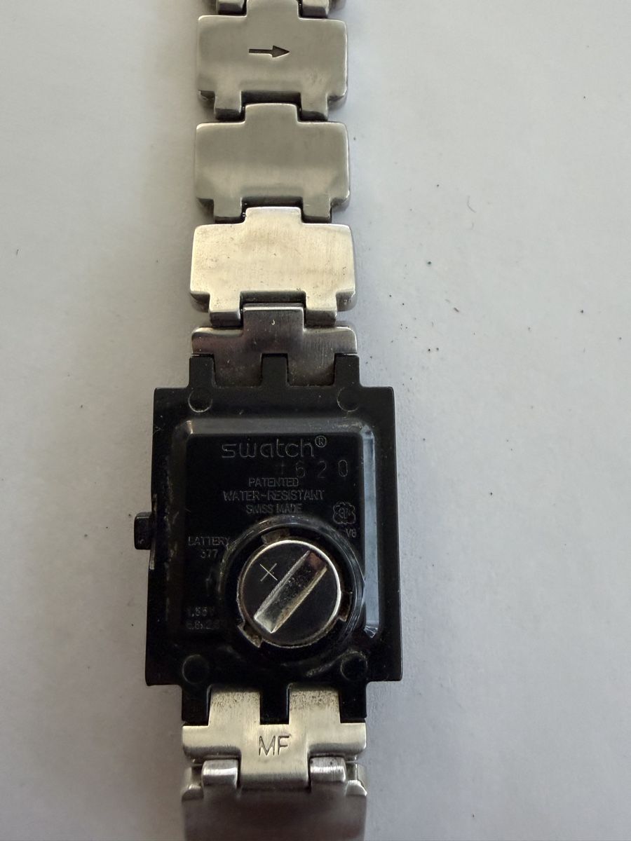 Swatch Montres: Montre Swatch Evening Only – D'occasion à Echallens par JAR69 2