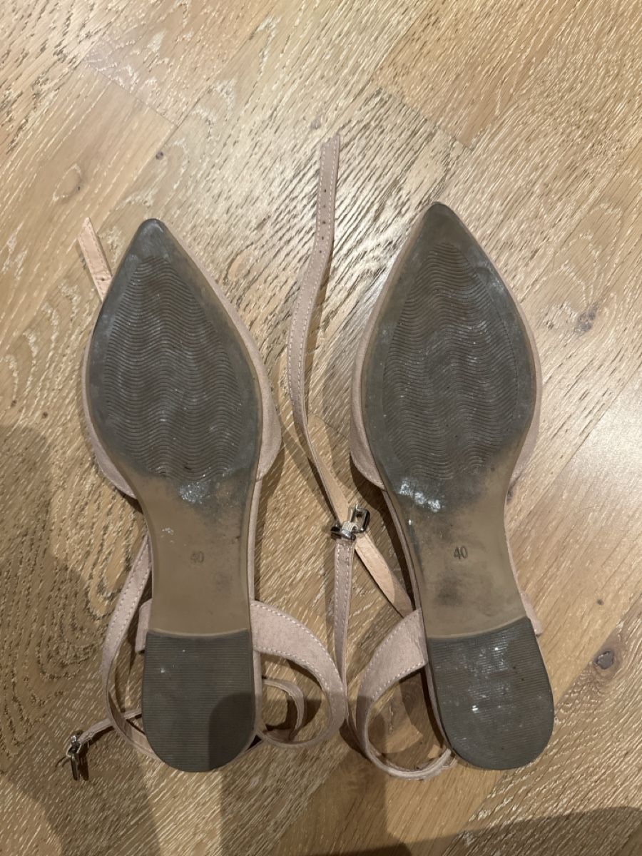 Chaussures femmes: Damen Ballerinas nude Grösse 40 – D'occasion à Zürich par emi_zx5j 3