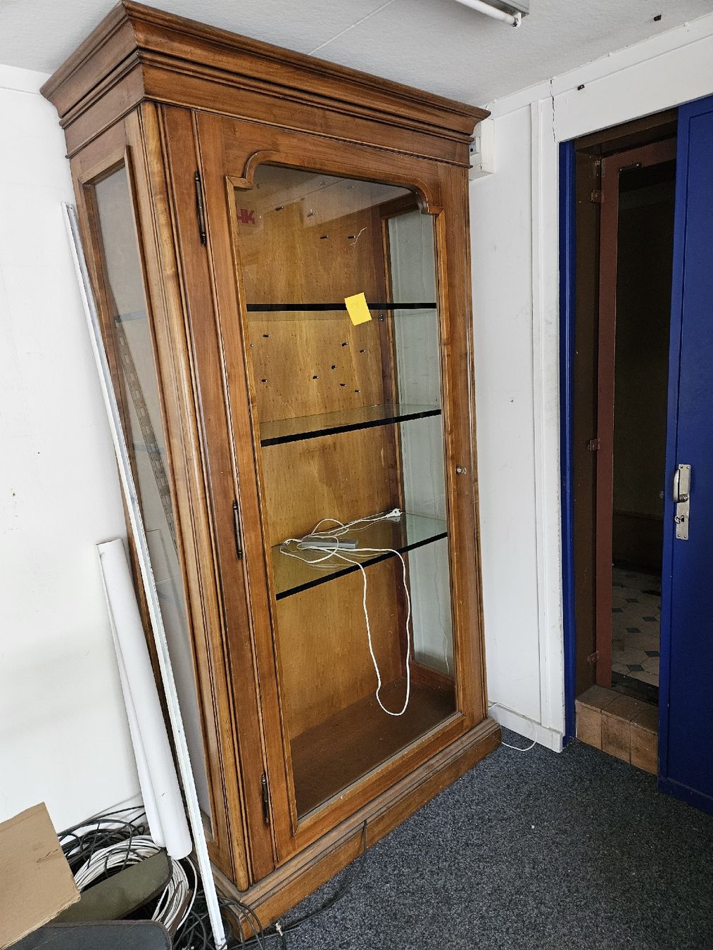 Vetrine: grosse Vitrine / Glasschrank – Usato da Hasle b. Burgdorf venduto da mir_qk9d 1