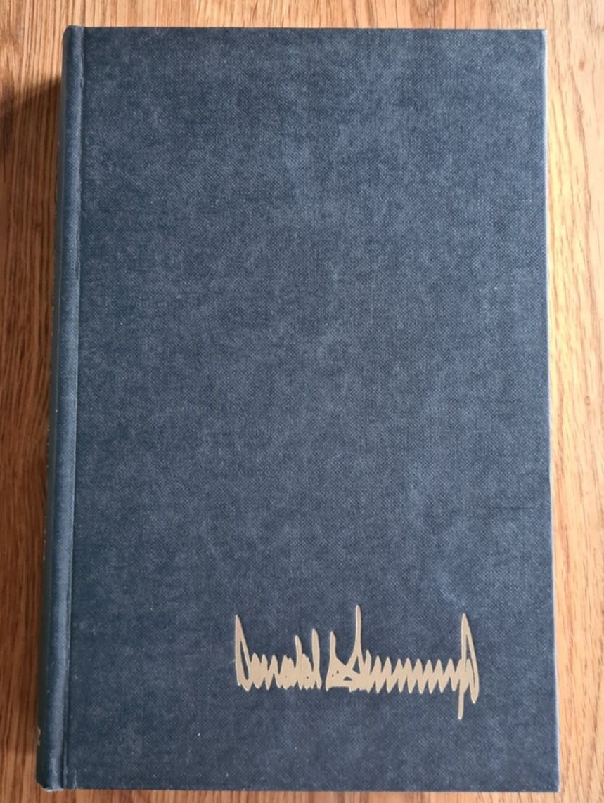 Bücher: Trump Die Kunst des Erfolges – Gebraucht aus Winkel von Heuresis