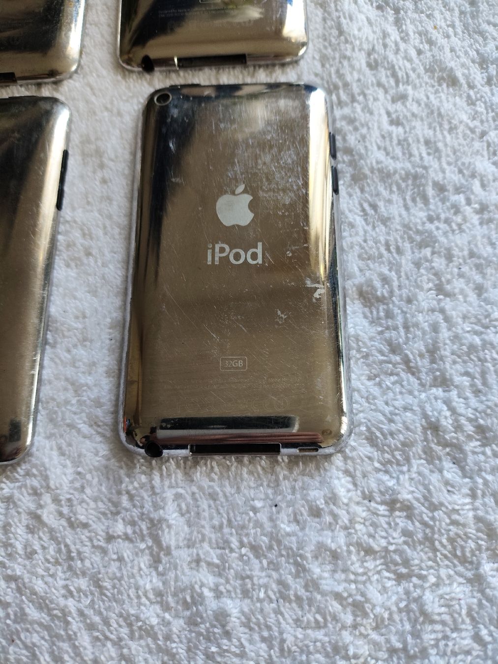 Apple Lettore multimediale portatile: iPod Touch 4 Stück ( defekt) – Difettoso da Zollikofen venduto da zar_j67f 3
