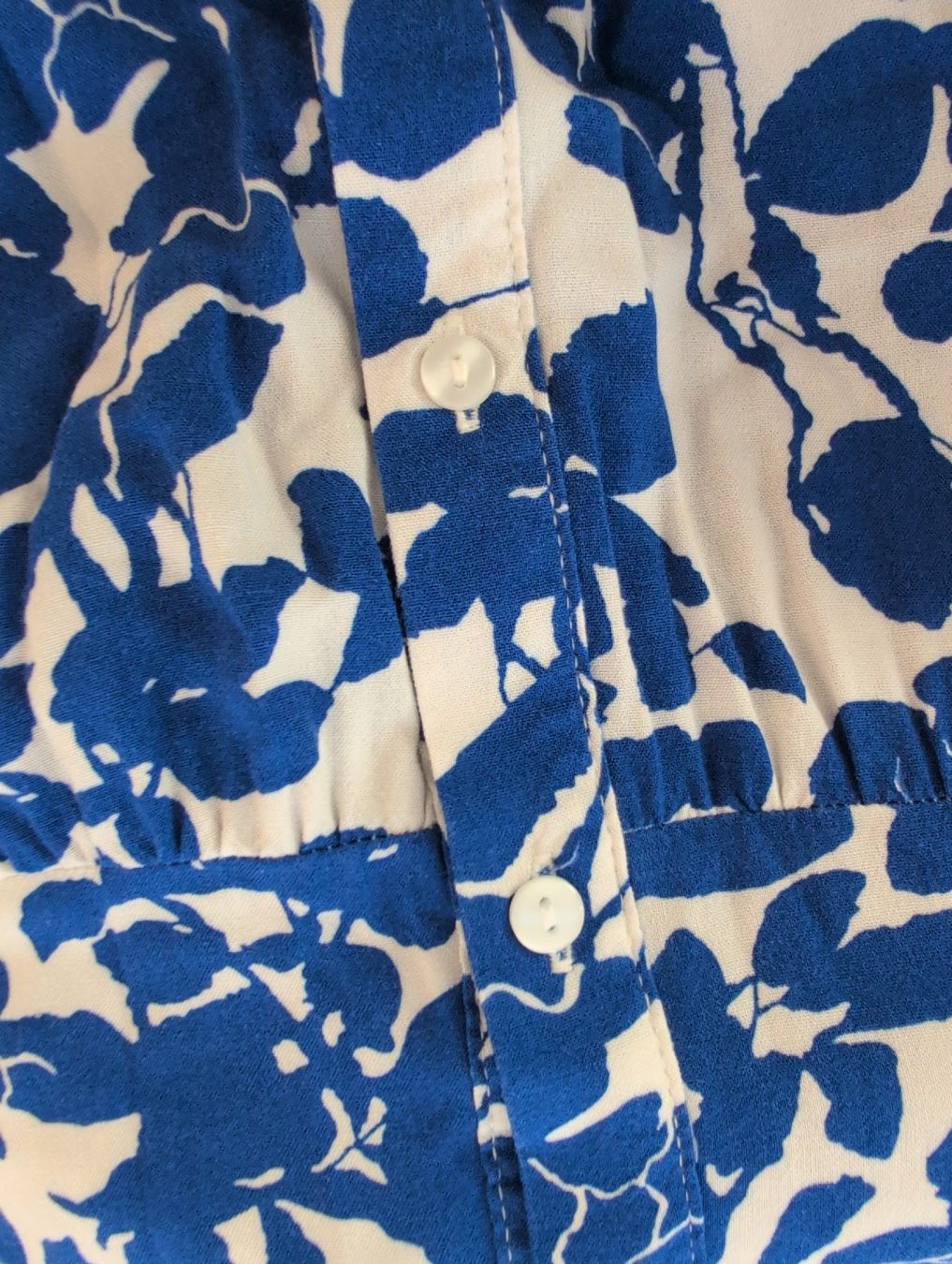 Only Kleider: Only Kleid mit Blumenmuster blau/weiss, Gr M – Neu (gemäss Beschreibung) aus Uitikon Waldegg von rah_5p85 2