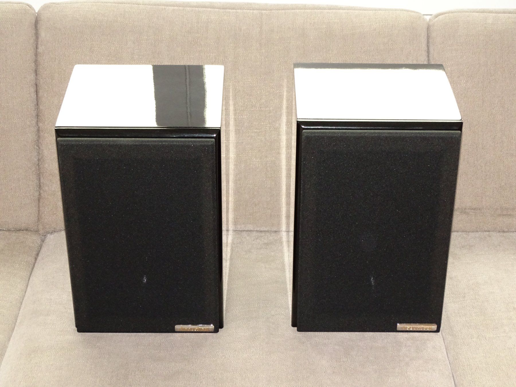 Casse acustiche: Acoustical RS-3d Regalboxen Highend – Usato da Hirzel venduto da Musicman03