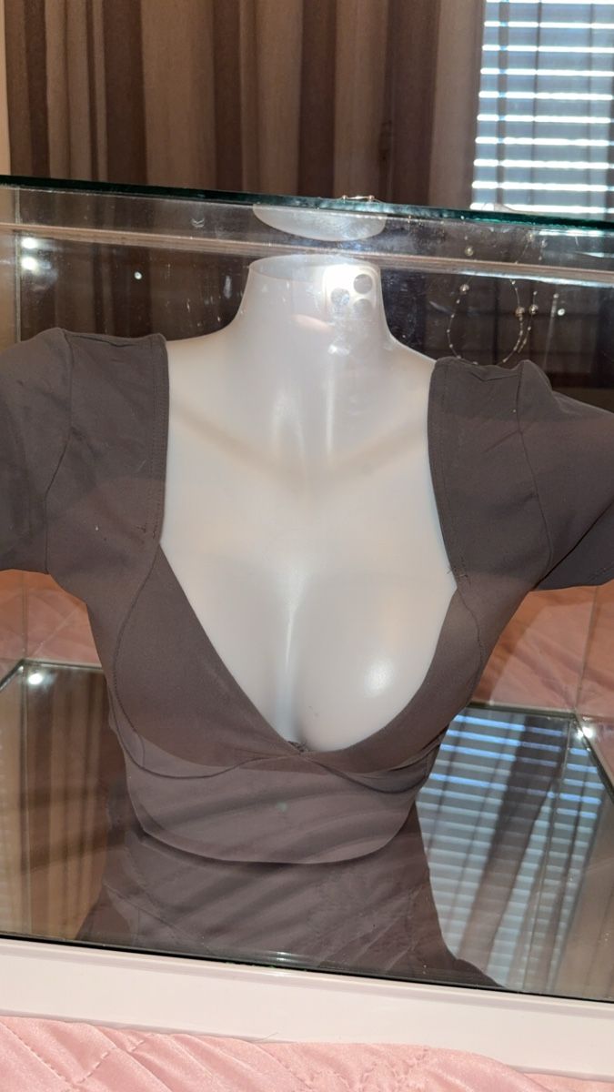 Top: Crop Top Damen kurzarm – Nuovo e nell'imballaggio originale da Buchs AG venduto da era_5wsj 1