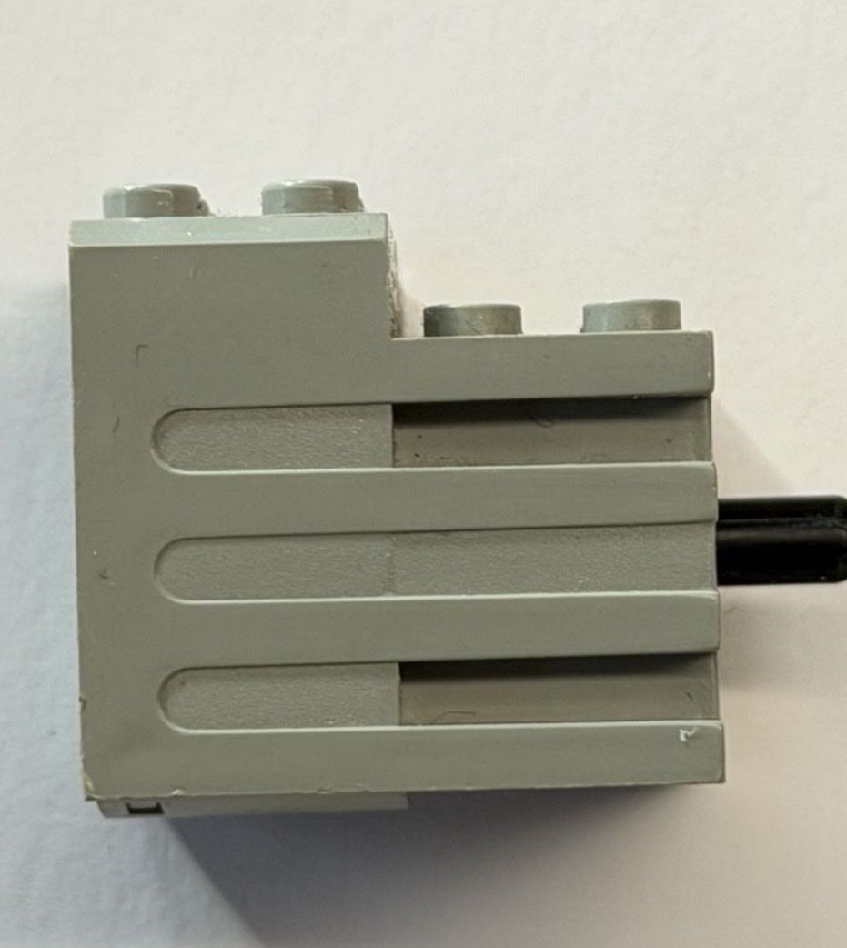 Lego Giocattoli: Lego Technic-Motor  Stein, hellgrau, mit schwarzem - Rarität – Usato da Rheinfelden venduto da zim_2hqc 2