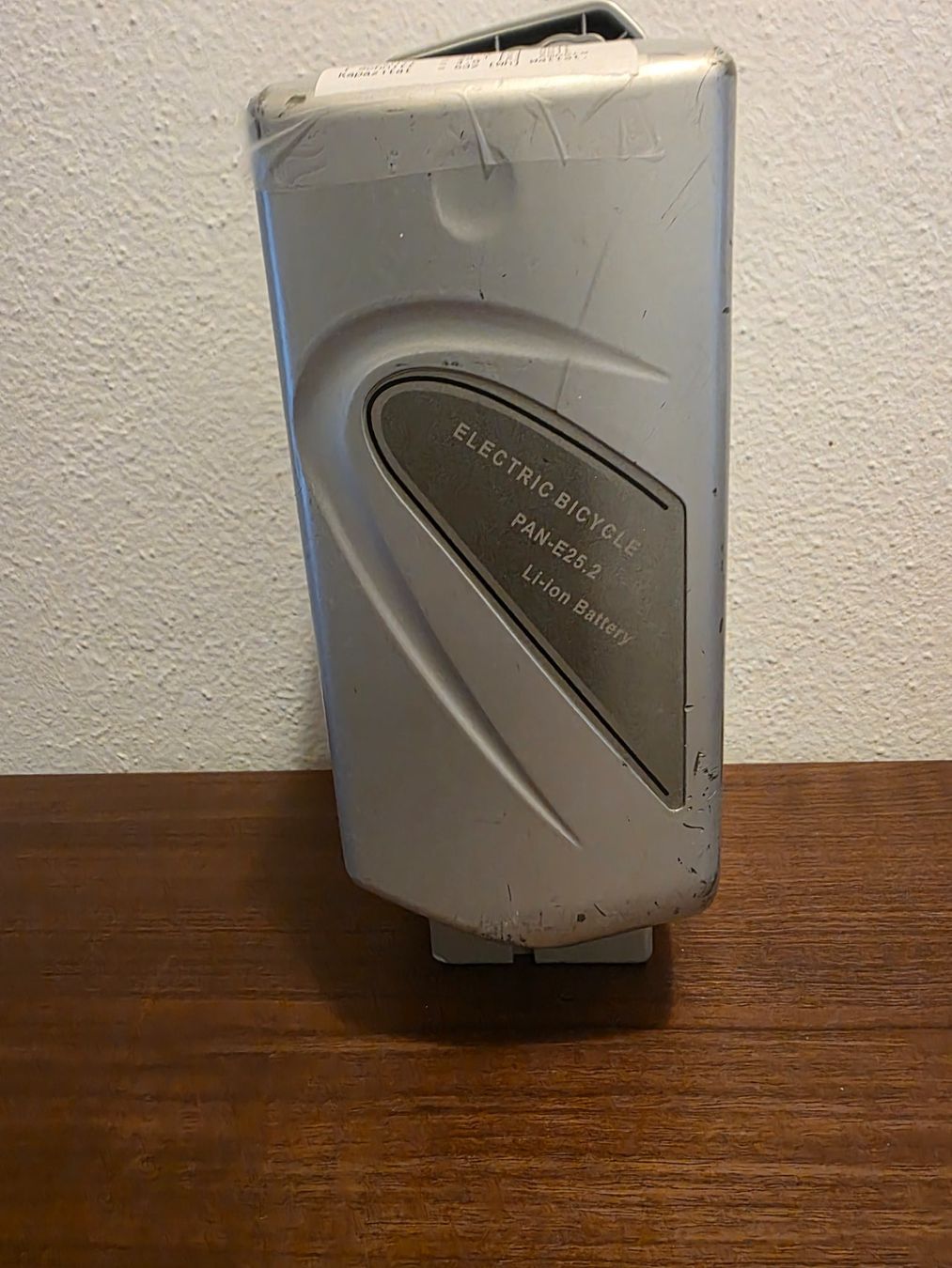 Panasonic Batterie: Flyer/Panasonic Akku 26V / 23,2 Ah – Usato da Buchs SG venduto da MATGEOMAR 4