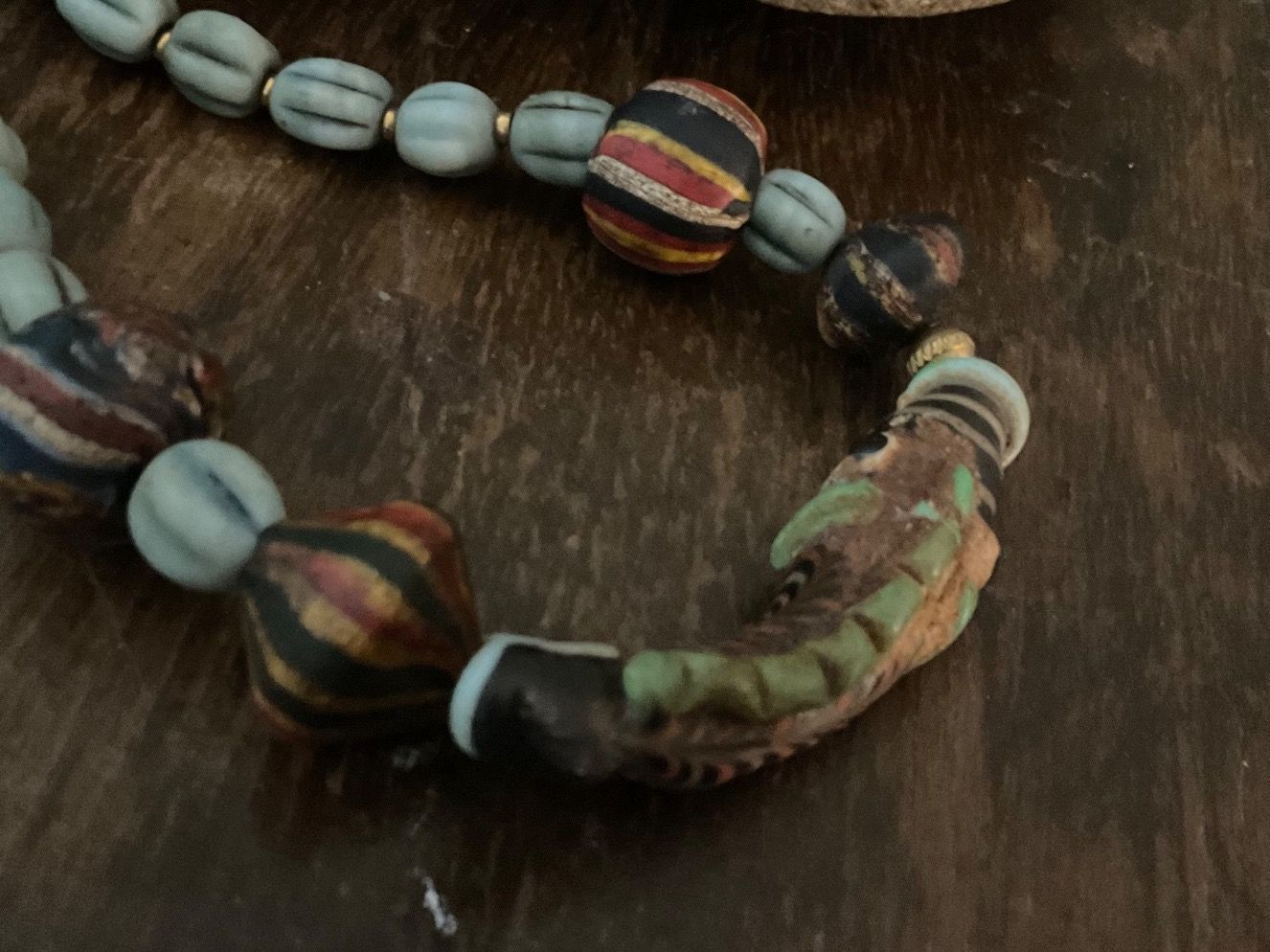 Catenine: Collier aus alten Handelsperlen – Usato da luzern venduto da Alpendorf1 1