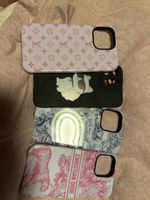 4 Handyhüllen Set diverse Designs gebrauchter Zustand