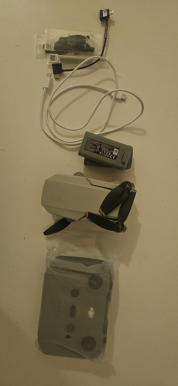 DJI Modellismo RC: Dji mini 2 mit 2 akkus – Nuovo (secondo la descrizione) da Tenniken venduto da eli_2vp7