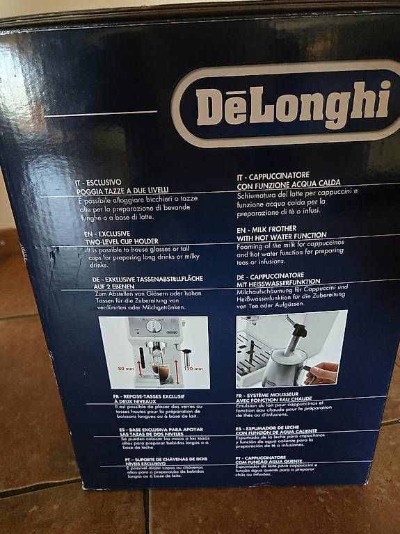 Machines à café & Machines à expresso: Machine a café DeLonghi Active Line – Neuf avec emballage d'origine à Arconciel par gab_c8l2 3