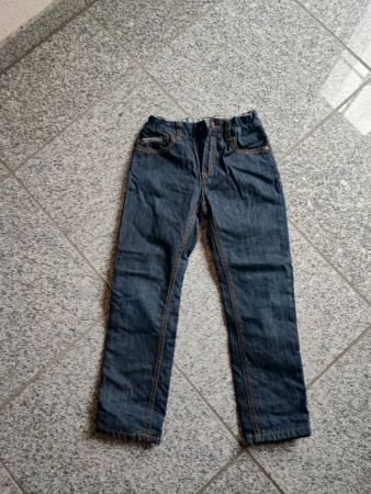 Coole Jeans, Grösse 122, Top Zustand, ideal für den Herbst!