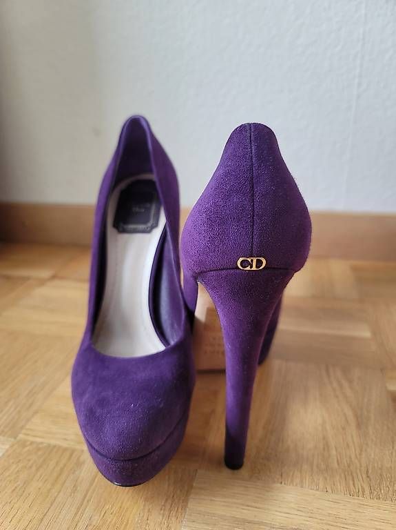 Damenschuhe: Escarpins Dior violet daim T37,5 élégants – Gebraucht aus Petit Lancy von Andrey9