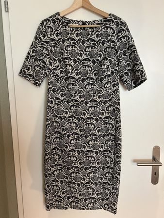 Vanilia Dress - Black & White