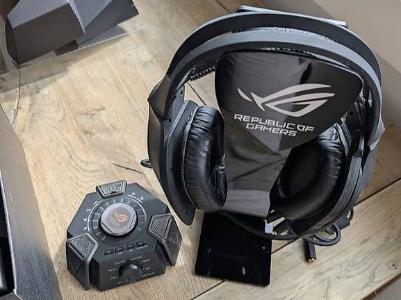 Asus Cuffie: Gaming Kopfhörer mit OVP - ASUS ROG Centurion – Usato da Wohlen AG venduto da A.RAU