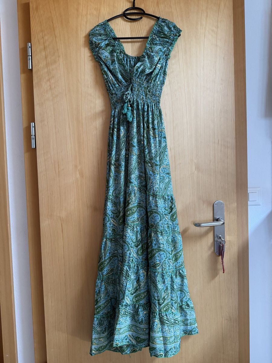 Kleider: Boho Maxistufenkleid aus Seide – Neu (gemäss Beschreibung) aus Sigriswil von ck56