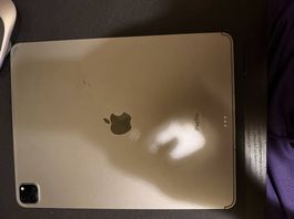 Apple iPad Pro 12.9 6. Gen. 2022 | M2 | 256GB | Wi-Fi