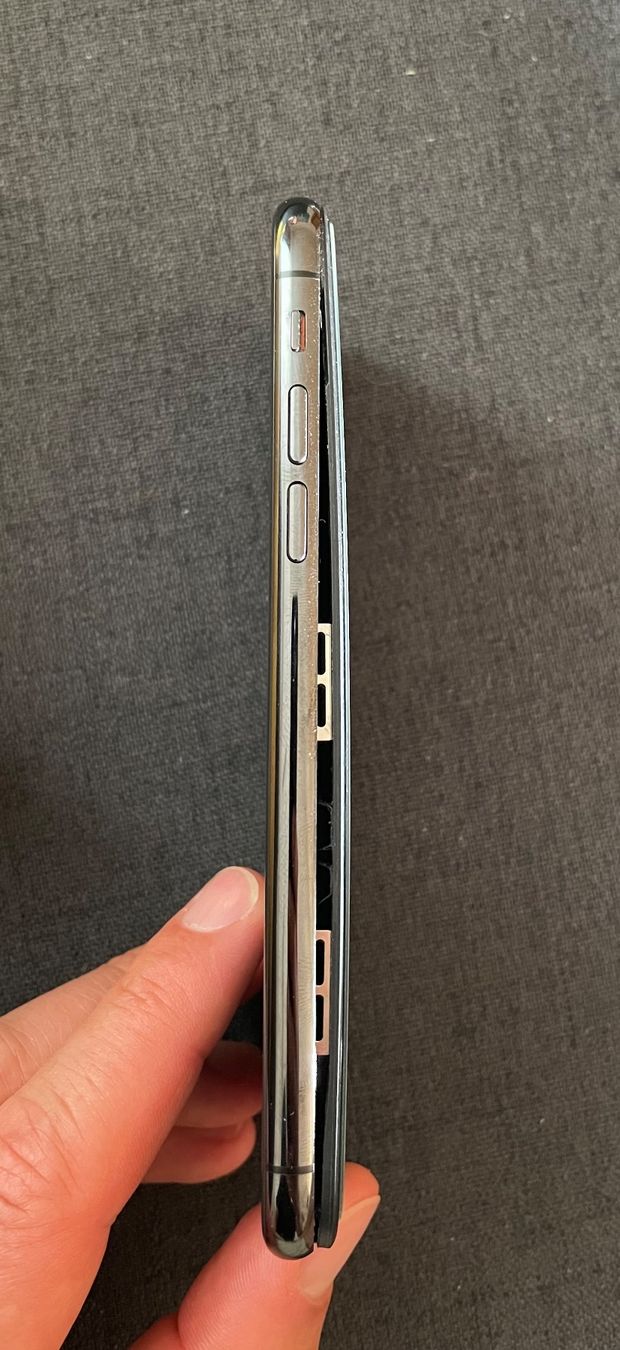 Apple Portables: iPhone X Space Gray 64GB – D'occasion à Kreuzlingen par CrestaNr.1 3