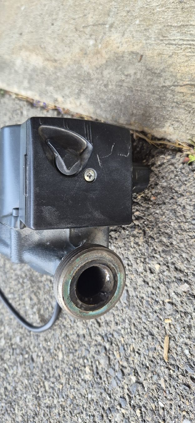 Grundfos Heizung: GRUNDFOS Pumpe  – Gebraucht aus Huttwil von Gomex35 1